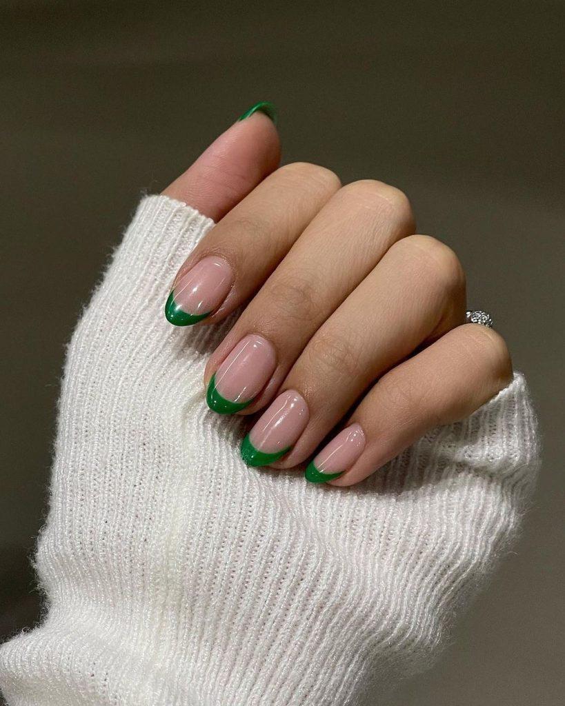 green nails