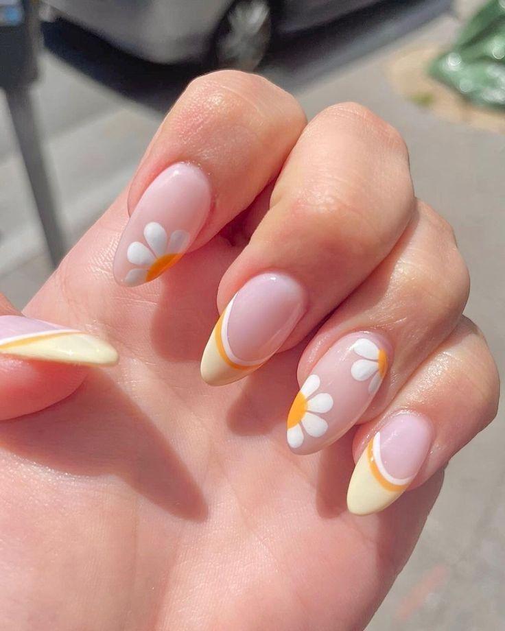 daisy nails