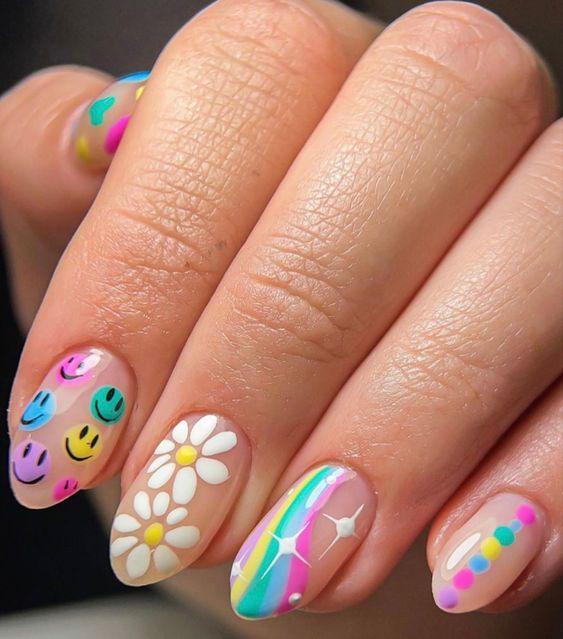 daisy nails
