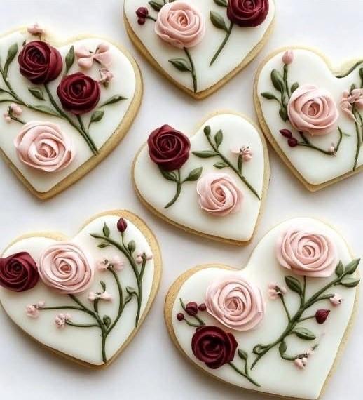 Valentine’s Day sugar cookies - ReallyRushai