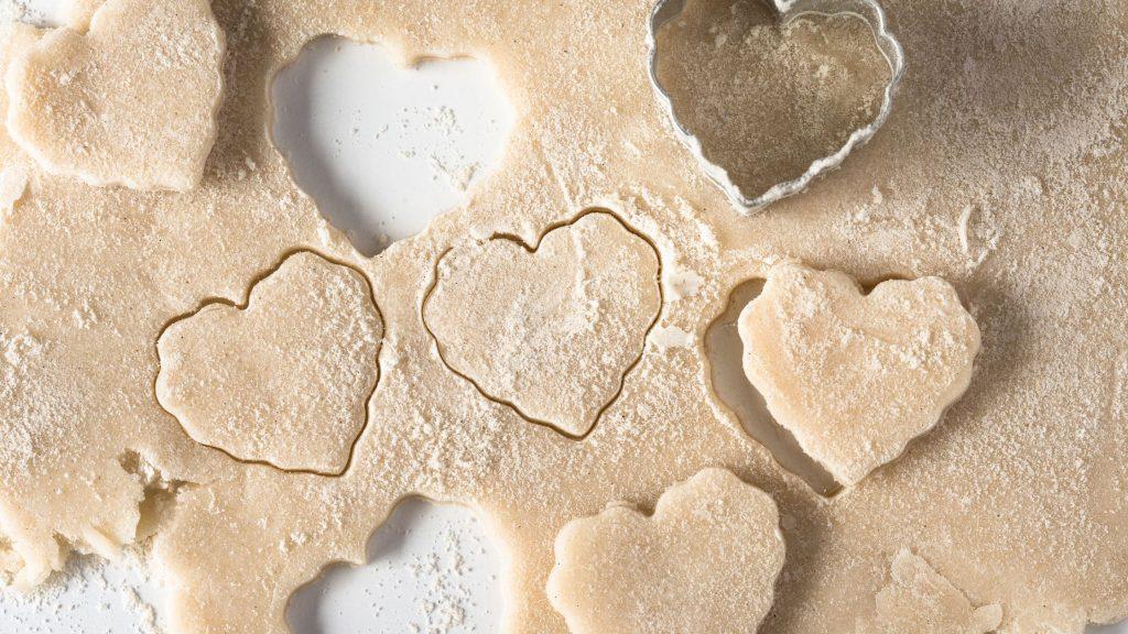 Valentine’s Day sugar cookies - ReallyRushai