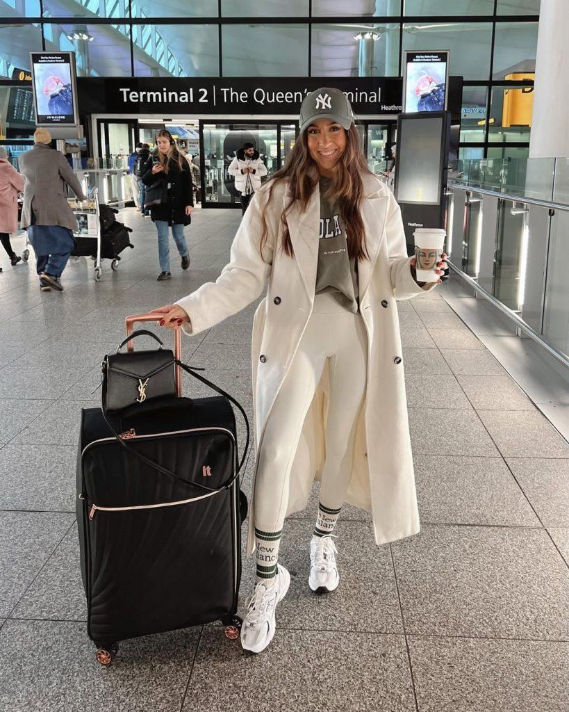 Comfy Airport Outfits - ReallyRushai