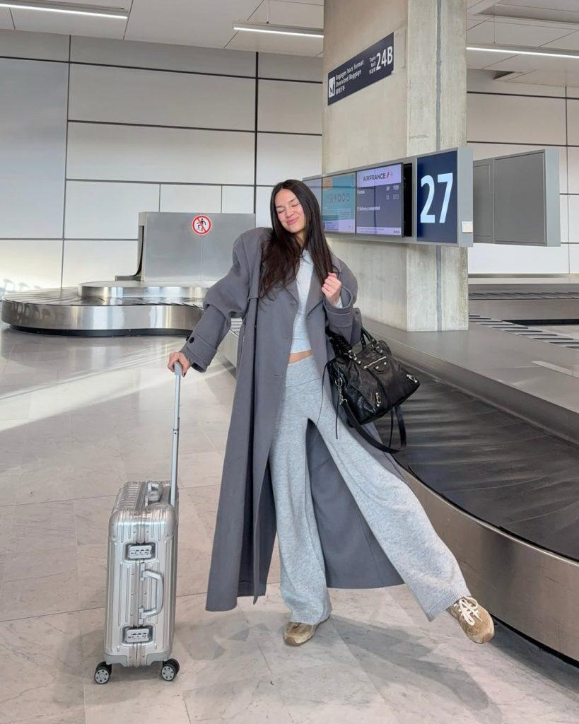 Comfy Airport Outfits - ReallyRushai