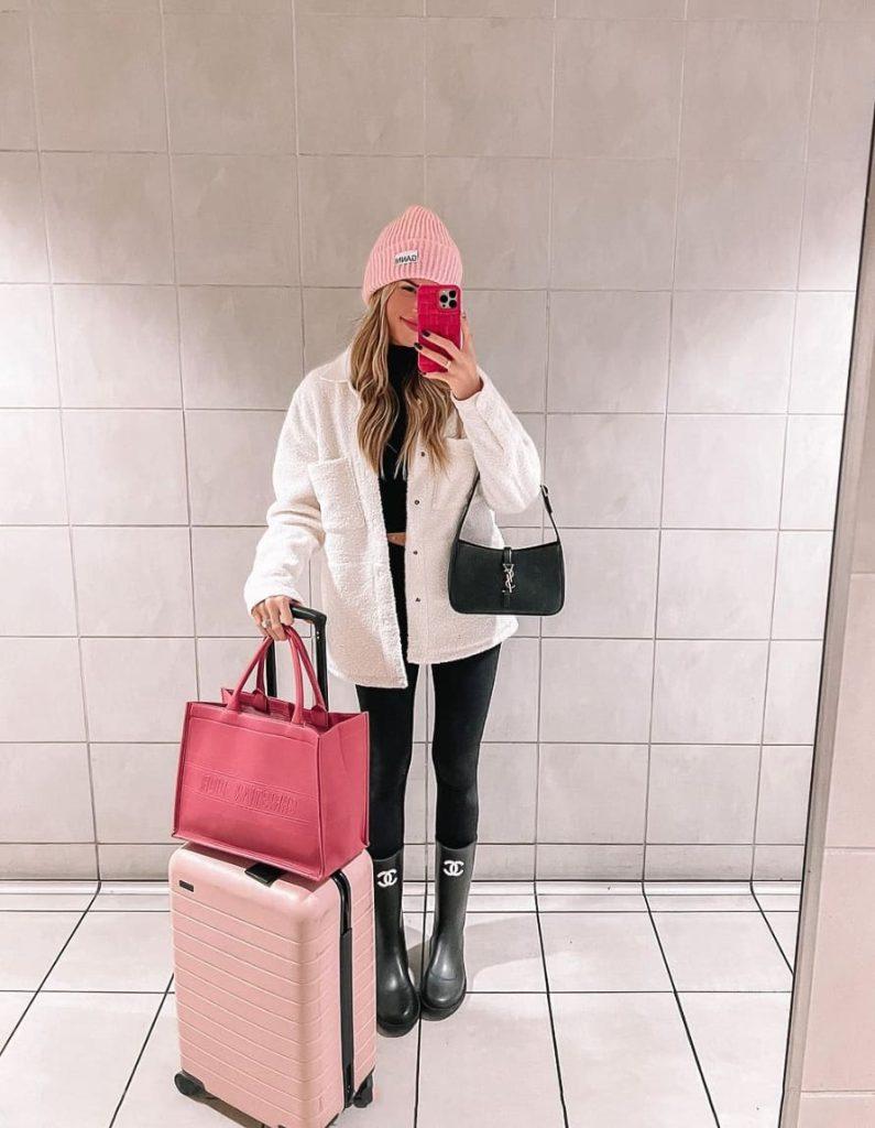 Comfy Airport Outfits - ReallyRushai