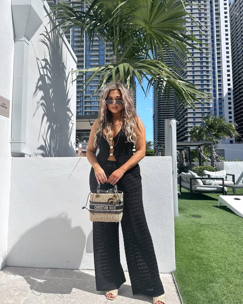 Vacation Outfits - ReallyRushai