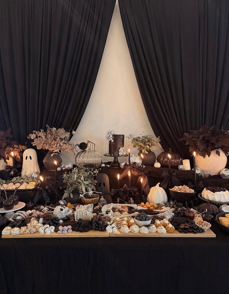 unforgettable Halloween party ideas - ReallyRushai