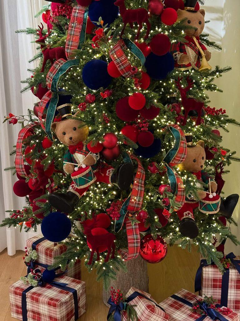 Ralph Lauren Christmas Aesthetic Wallpapers - ReallyRushai