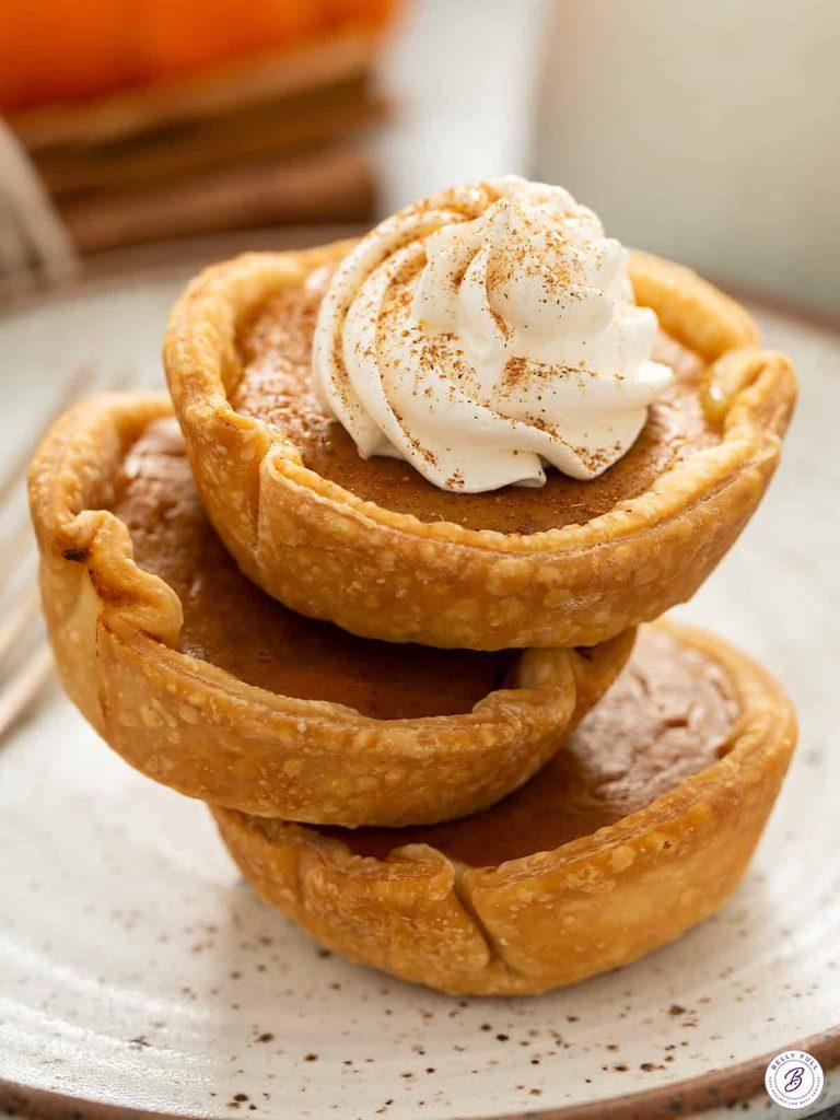 Friendsgiving Desserts - ReallyRushai