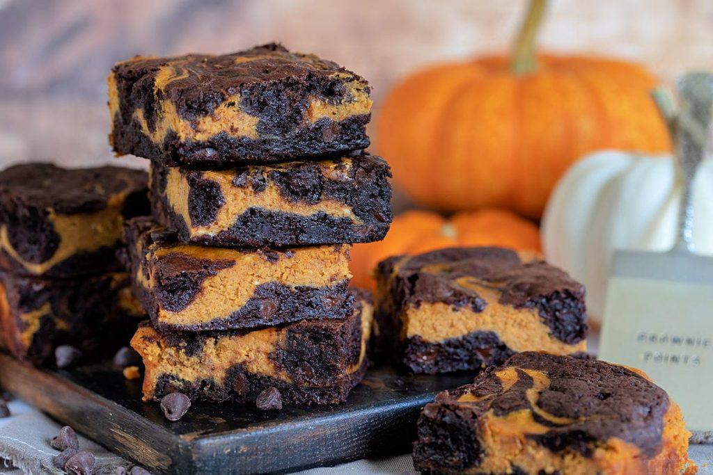 Friendsgiving Desserts - ReallyRushai